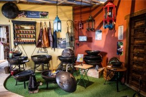 christmas-fayre-at-wilstone-shop-25